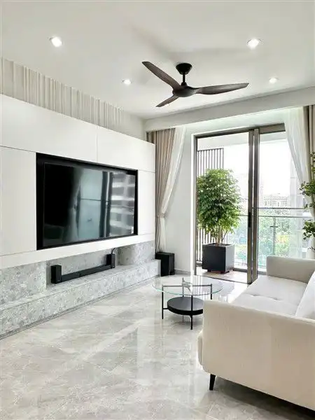 Luxury 3 bedroom fully furnished apartment for rent in The Peak M8 17 Luxury 3 bedroom fully furnished apartment for rent in The Peak M8