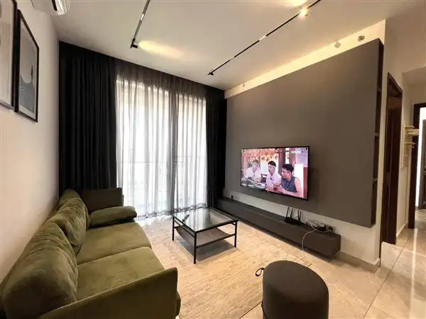 Properties 7 Luxury apartment for rent, 2 bedrooms in Midtown, The Peak building