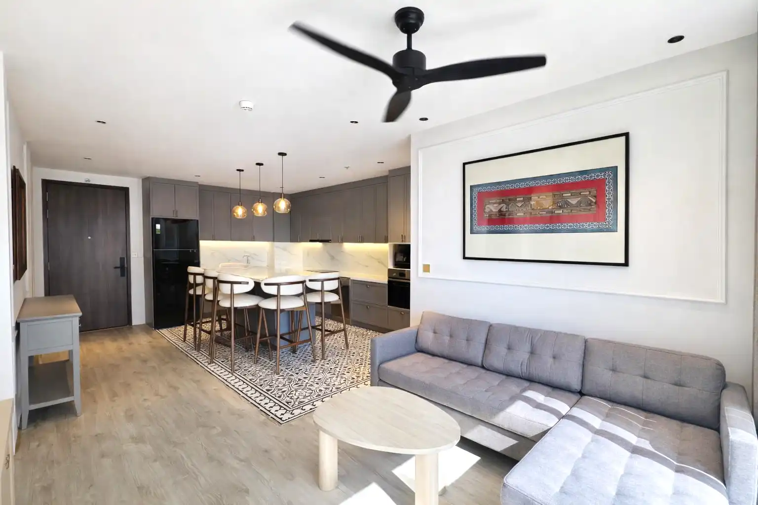 Luxury 2BR Apartment for Rent at The Infiniti