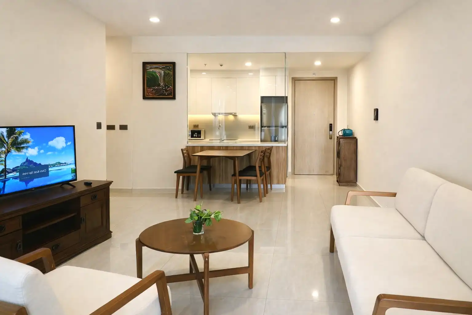 Q2 Thao Dien – 73m² 2BR Fully Furnished Apartment